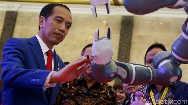 Jokowi Buka Indonesia Industrial Summit 2018