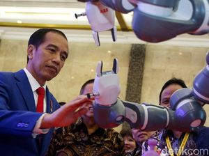 Jokowi Buka Indonesia Industrial Summit 2018