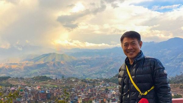 Lihat Jet Li Berantem Itu Biasa, Kalau Ini Saat Dia Liburan