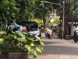 Tepi Jalan Juga Boleh Jadi Tempat Parkir Lo, Ini Syaratnya