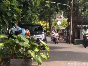 Tepi Jalan Juga Boleh Jadi Tempat Parkir Lo, Ini Syaratnya Tepi Jalan Juga Boleh Jadi Tempat Parkir Lo, Ini Syaratnya