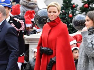 Foto: Charlene Putri Monako Stylish, Ikon Mode untuk Wanita Usia 40