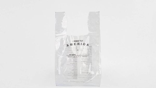 Mewah! 5 Kantong Plastik Ini Harganya Setara iPhone Kamu