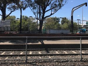 Kafe Mungil di Bekas Stasiun Ini Punya Makanan Enak, Sayang Kalau Dilewati Saja Kafe Mungil di Bekas Stasiun Ini Punya Makanan Enak, Sayang Kalau Dilewati Saja