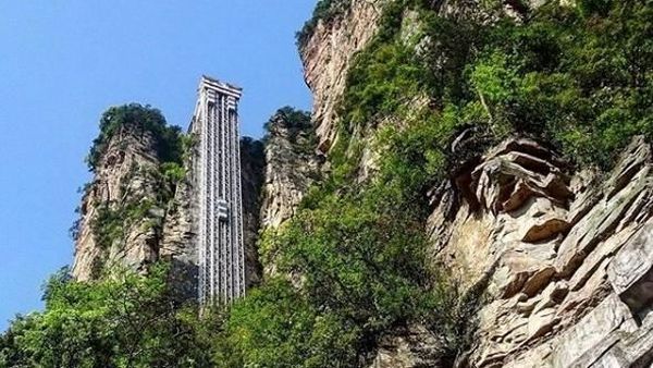 Foto: Lift Outdoor Mengerikan di China