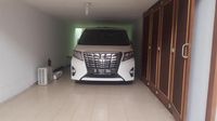 Foto: Rumah Mewah dan Alphard Milik Bos Abu Tours di Depok Disita