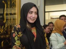 Yulia Mochamad Cintai Opick yang Anti-poligami, Serius Nih?
