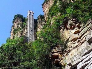 Mungkin, Inilah Lift Paling Menyeramkan di Dunia