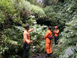 Cuaca Jadi Kendala Pencarian Saminah yang Hilang di Gunung Slamet