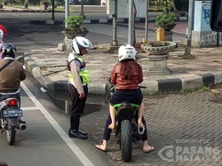 Motor Sport Tanpa Pelat Nomor Terciduk di Bandung