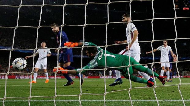 AS Roma menelan kekalahan 1-4 di Camp Nou.
