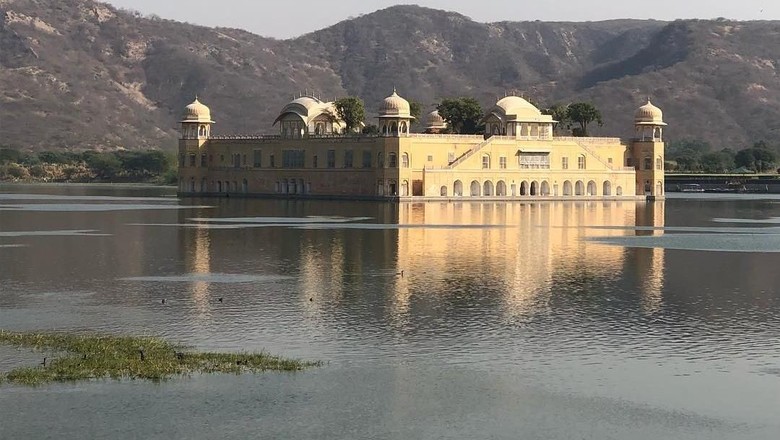 Foto: Jal Mahal di India (Instagram)