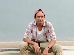Ini Kata Adipati Dolken Saat Transisi Sinetron ke Layar Lebar