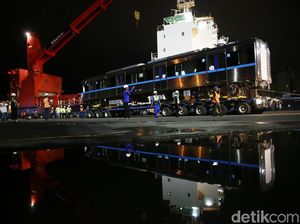 Kereta MRT Jakarta Tiba di Priok dari Jepang, Yuk Lihat Fotonya