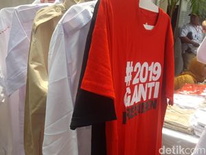 Kaus #2019GantiPresiden Dijual di Stan Rakernas Gerindra