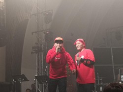 Jenakanya Iwa K dan S.O.B dalam Konser Batman Kasarung