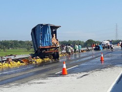 Laka di Tol Ngawi, 2 Guru dan 2 Siswa SMAN 2 Kota Magelang Luka