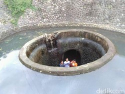 Spillway Sumur Misterius Jadi Arena Swafoto, Dinas PUPR: Bahaya