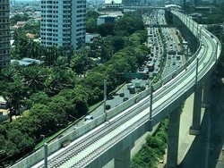Rel MRT Sudah Terpasang 20 Kilometer