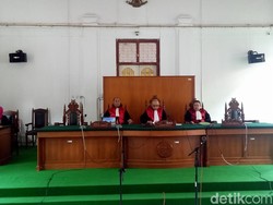 Tok! Abu Tours Wajib Bayar Utang Rp 18 Miliar ke Jemaah