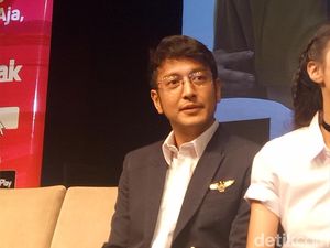 Ditanya Soal Rencana Menikah dengan Nadine, Dimas Anggara Menghindar