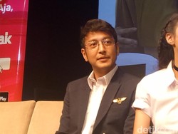 Ditanya Soal Rencana Menikah dengan Nadine, Dimas Anggara Menghindar