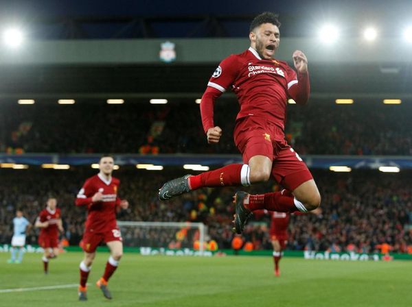 Foto: Alex Oxlade-Chamberlain yang Penuh Gaya
