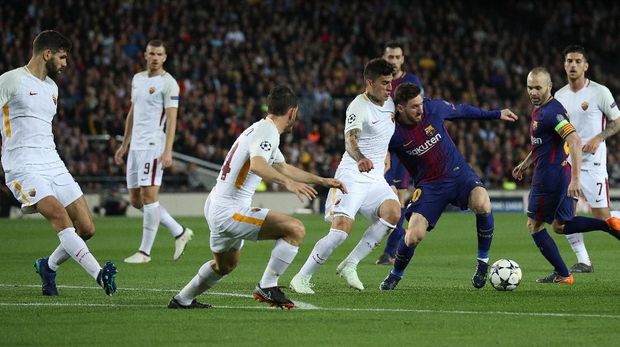 Tugas berat AS Roma adalah mematikan pergerakan Lionel Messi.