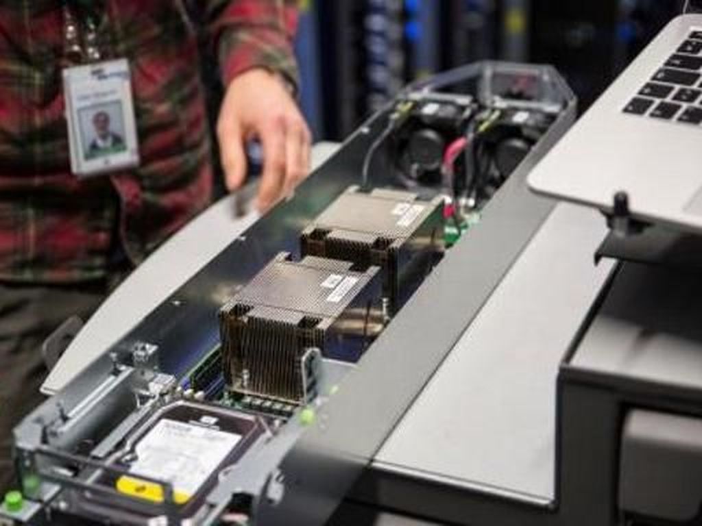 Kominfo Optimistis Data Center Nasional Dibangun Tahun Ini Kominfo Optimistis Data Center Nasional Dibangun Tahun Ini