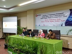 Panwaslu Bandung Dalami Pelanggaran Ridwan-Uu dan Tb-Anton