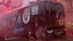 Teror Anfield untuk City: Botol Melayang, Flare Menyala