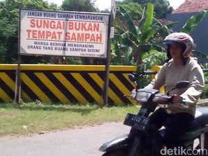 Buang Sampah Sembarangan di Kudus, Warga Boleh Menghakimi