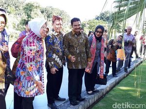 Sidak Persiapan UNBK SMP, Komisi X Apresiasi Kesiapan Surabaya