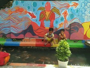 Kreatif Banget, Saluran Irigasi di Bantul Ini Cantik Warna-warni Kreatif Banget, Saluran Irigasi di Bantul Ini Cantik Warna-warni