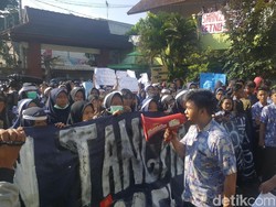 Pelajar SMA Negeri 2 Malang Kecam Arogansi Kepala Sekolah