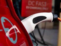 MINI Tidak Lagi Produksi Mesin Bensin Mulai 2025