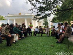 Jokowi Jelaskan ke Budayawan Kenapa Fokus Bangun Infrastruktur
