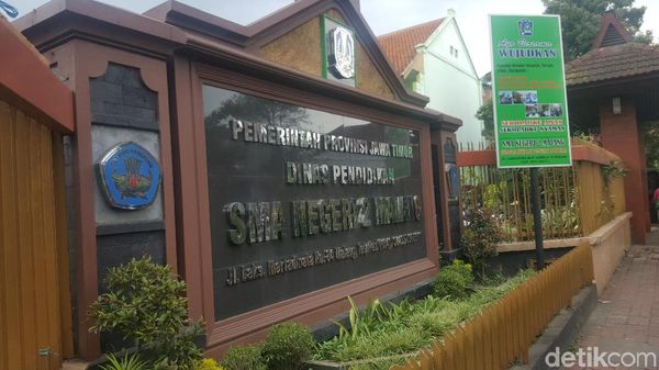 Foto: SMAN 2 Malang Hari ini setelah Demo Besar Pelengseran Kepsek