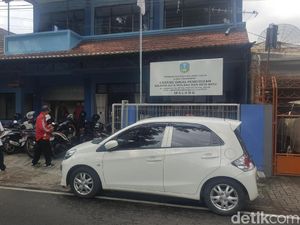 Pengawas Ungkap Kepala SMAN 2 Malang yang Dicopot Pernah Diadukan Pengawas Ungkap Kepala SMAN 2 Malang yang Dicopot Pernah Diadukan