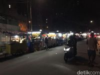 Yuk, Berburu Jajanan Malam yang 'MurMer' di Dekat Stasiun Duren Kalibata!