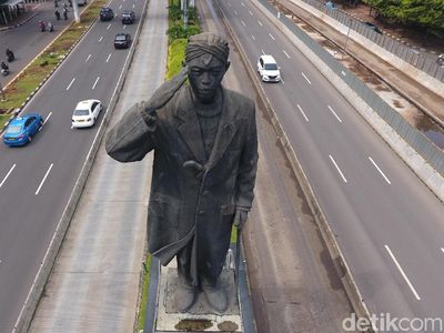 Foto: Patung Jenderal Sudirman di Jakarta, Alor hingga Jepang