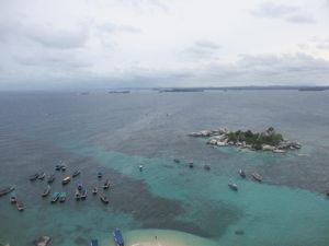 Menatap Belitung dari Mercusuar Pulau Lengkuas
