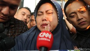 Anggota DPRD Kota Malang Ini Menangis Saat Ditahan KPK