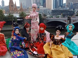 Batik Girl Sebarkan Boneka Batik ke 10 Ribu Anak