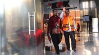 Ditahan KPK, Ketua DPRD Kota Malang Tersenyum