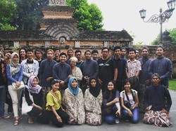 Harum Wangi Komunitas-Komunitas Alternatif