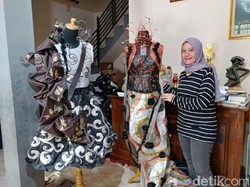 Enie Crazy Mualifah Sang Kreator Kampung Rastik di Bandung