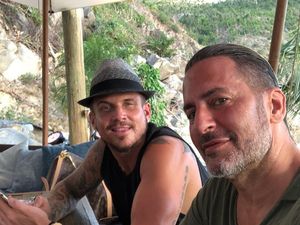 Melamar dengan Flashmob, Marc Jacobs Resmi Tunangan dengan Kekasihnya