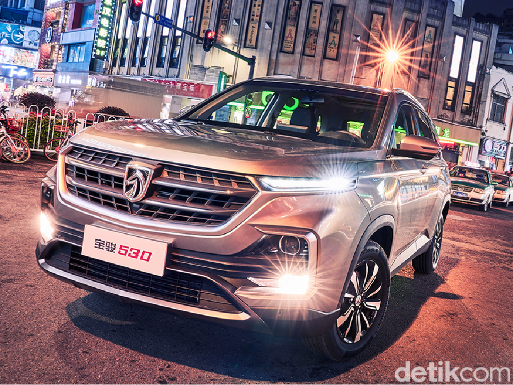 Peluang Wuling Bawa SUV hingga Sedan ke Indonesia Peluang Wuling Bawa SUV hingga Sedan ke Indonesia