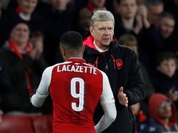 Lacazette: Trofi Liga Europa Bisa Bantu Selamatkan Wenger